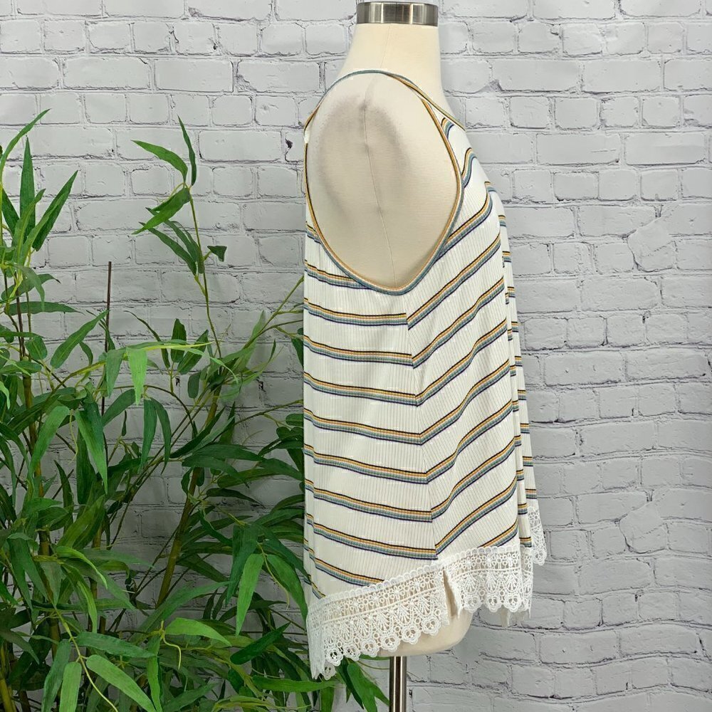 🎉Hem & Thread Cream Spaghetti Strap Top - Picture 4 of 8